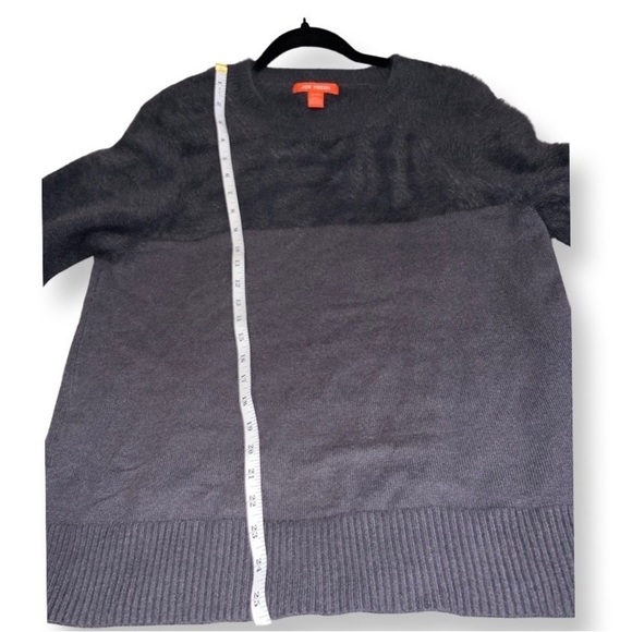 Joe Fresh Grey Gray Sweater Size XL Fluffy Faux Fur Top Soft Two Toned - Picture 9 of 9